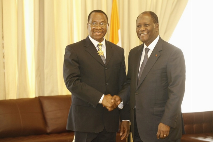 Le président Ouattara prend la situation en main